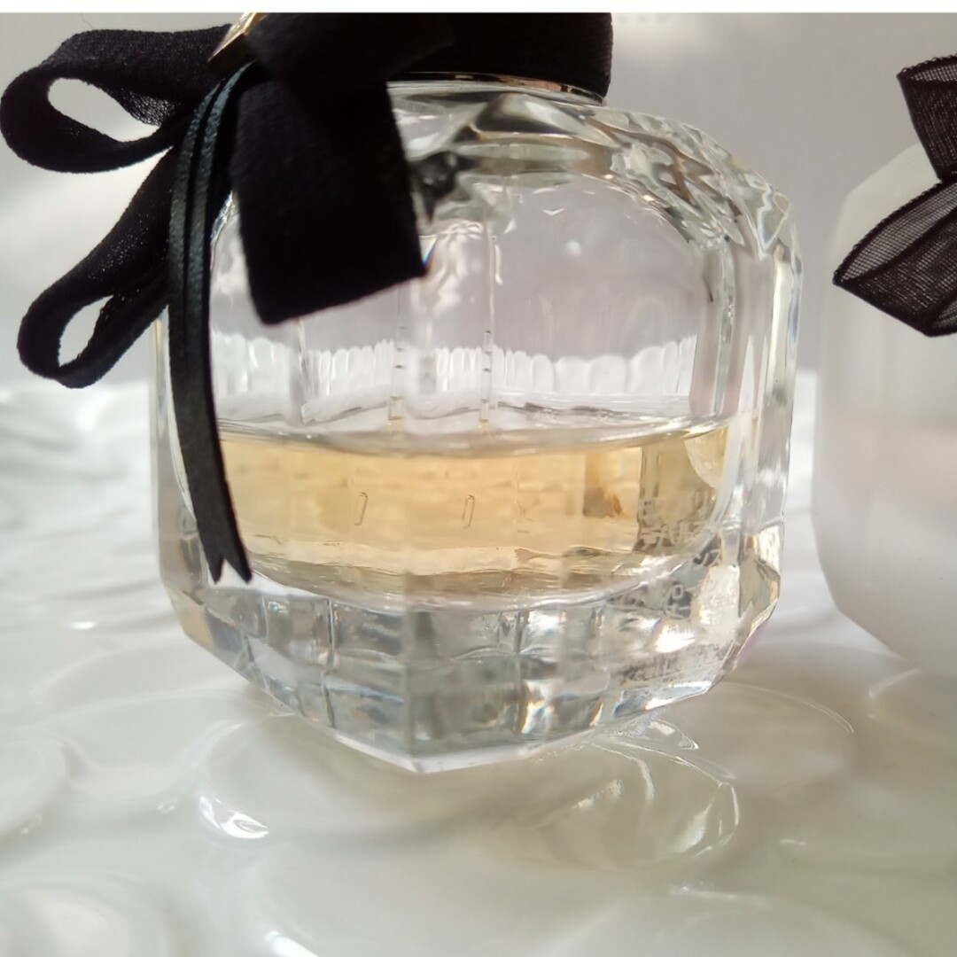 Yves Saint Laurent(イヴサンローラン)のイヴサンローラン モンパリ 30mLセット コスメ/美容の香水(香水(女性用))の商品写真