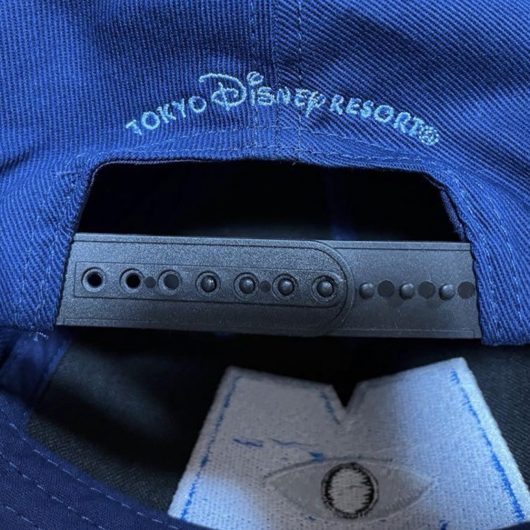 Disney(ディズニー)のディズニーリゾートモンスターインクキャップ メンズの帽子(キャップ)の商品写真