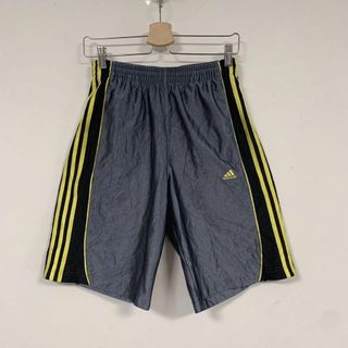 アディダス(adidas)のadidas ハーフパンツUS XLサイズ スリーライン(ショートパンツ)