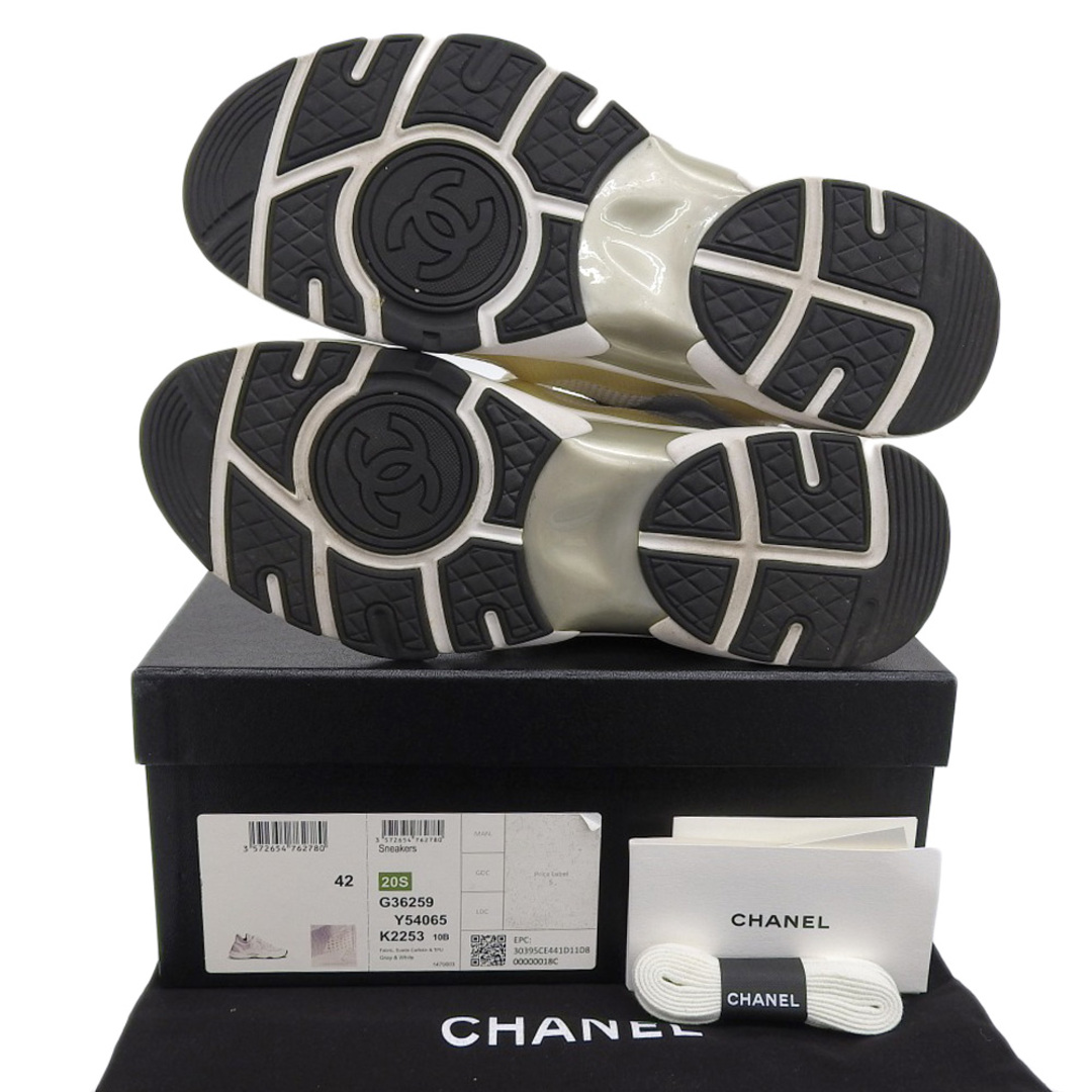 CHANEL(シャネル)のシャネル レースアップ スニーカー シューズ レディース ホワイト×ライトグレー 42 G36258 42 レディースの靴/シューズ(スニーカー)の商品写真