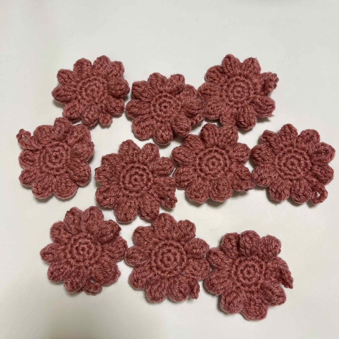 ミニお花のエコたわしガーランドハンドメイド雑貨編み物小物 ハンドメイドの生活雑貨(キッチン小物)の商品写真