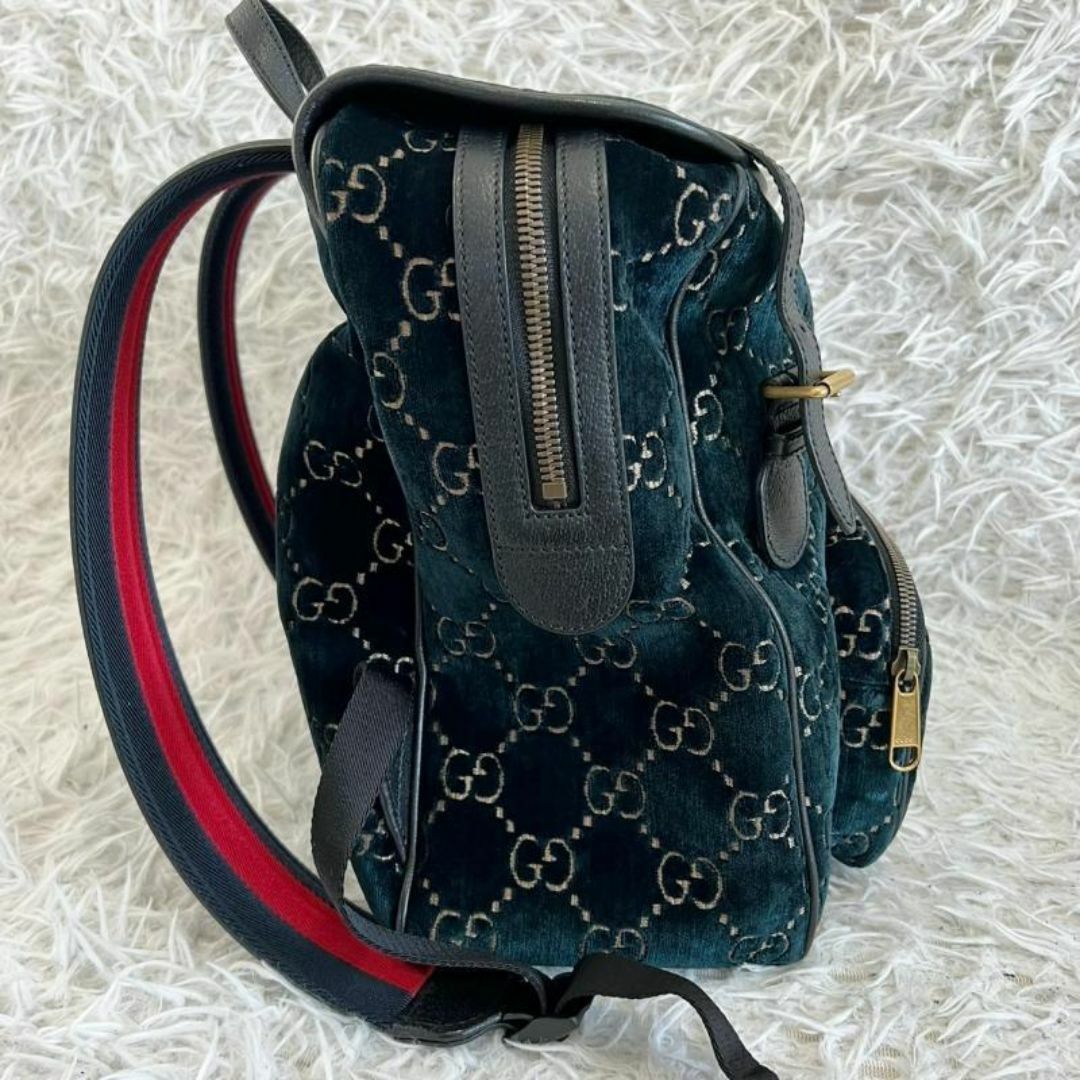 Gucci(グッチ)のGUCCI バックパック 574942 GGマーモント ベロア シェリーライン メンズのバッグ(バッグパック/リュック)の商品写真