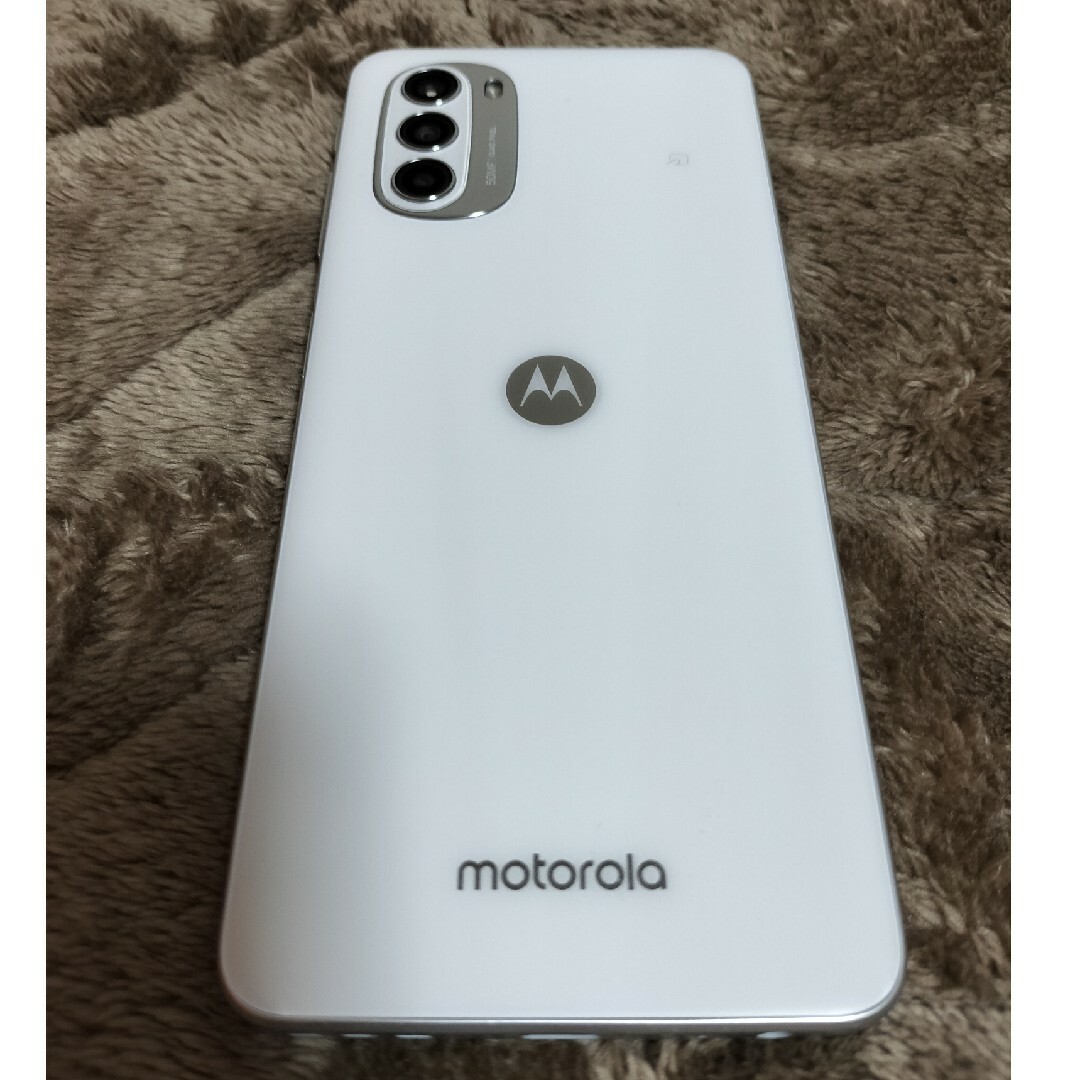 Motorola(モトローラ)のMotorola g52j  SIMフリー スマホケース1個&保護フィルム付き スマホ/家電/カメラのスマートフォン/携帯電話(スマートフォン本体)の商品写真