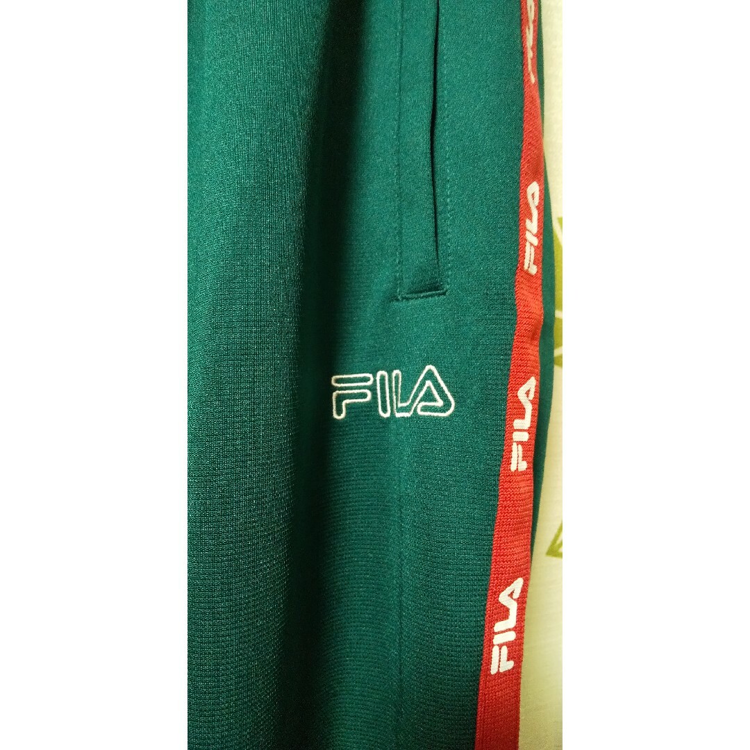 FILA(フィラ)の未使用フィラ　ジャージ　ズボン　ボトムス　XLサイズ メンズのパンツ(その他)の商品写真