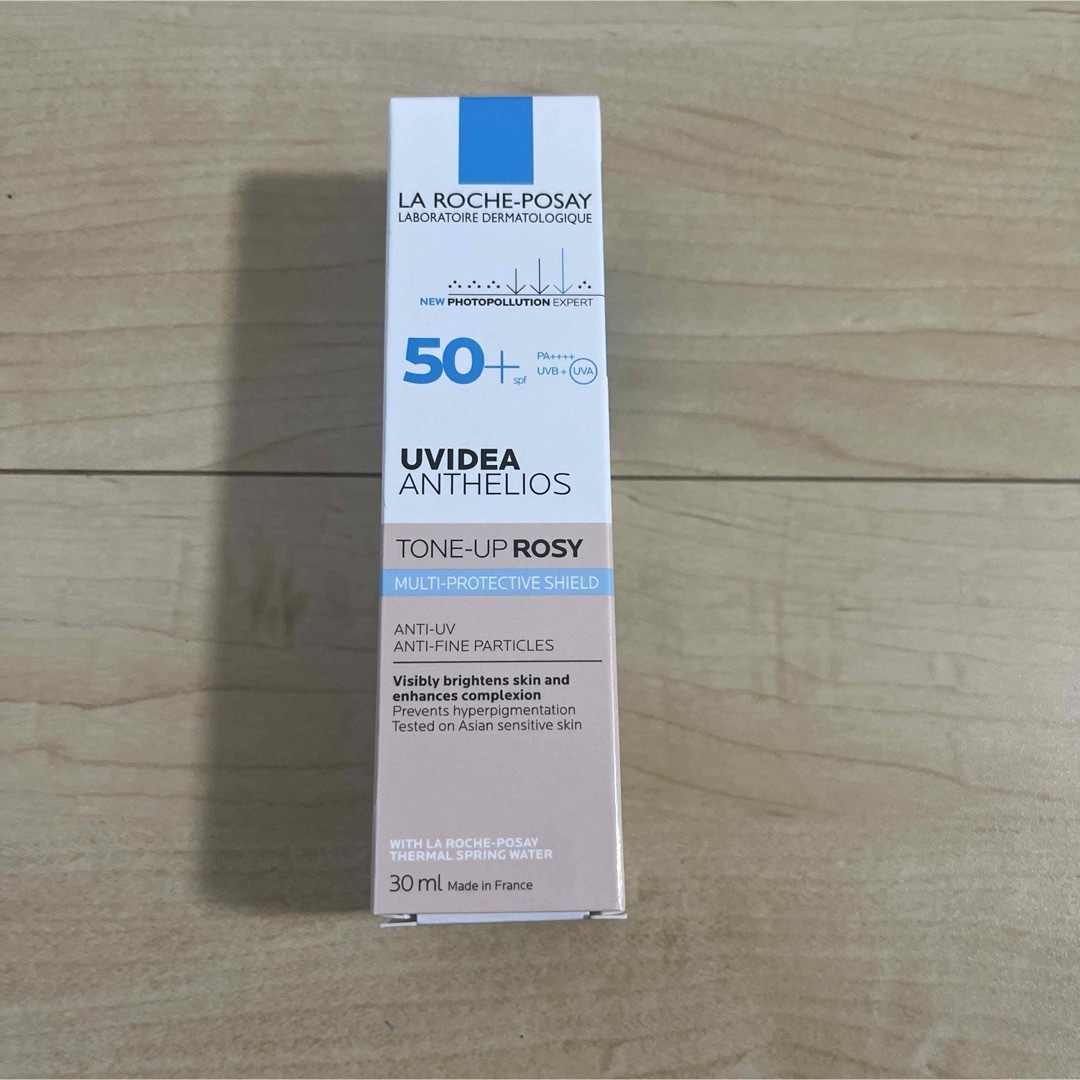 LA ROCHE-POSAY(ラロッシュポゼ)のラロッシュポゼUVイデアXLプロテクショントーンアップローズ　30ml コスメ/美容のベースメイク/化粧品(化粧下地)の商品写真