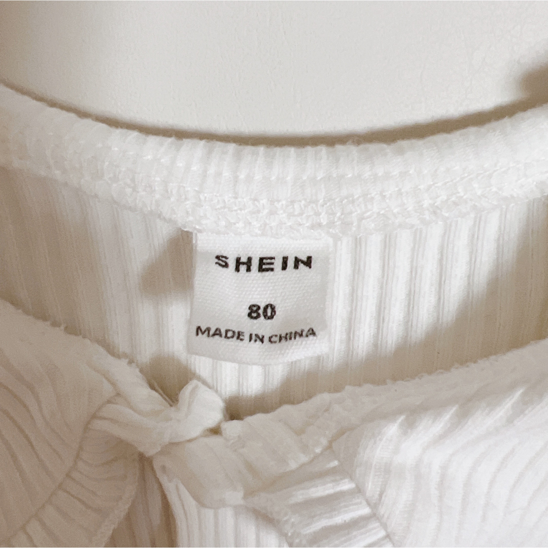 SHEIN(シーイン)の襟付きベビーロンパース キッズ/ベビー/マタニティのベビー服(~85cm)(ロンパース)の商品写真