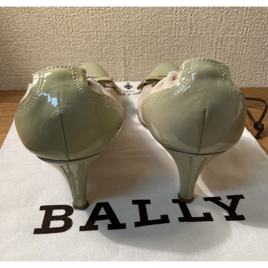 Bally(バリー)のバリー  パンプス  レザー　エナメル レディースの靴/シューズ(ハイヒール/パンプス)の商品写真