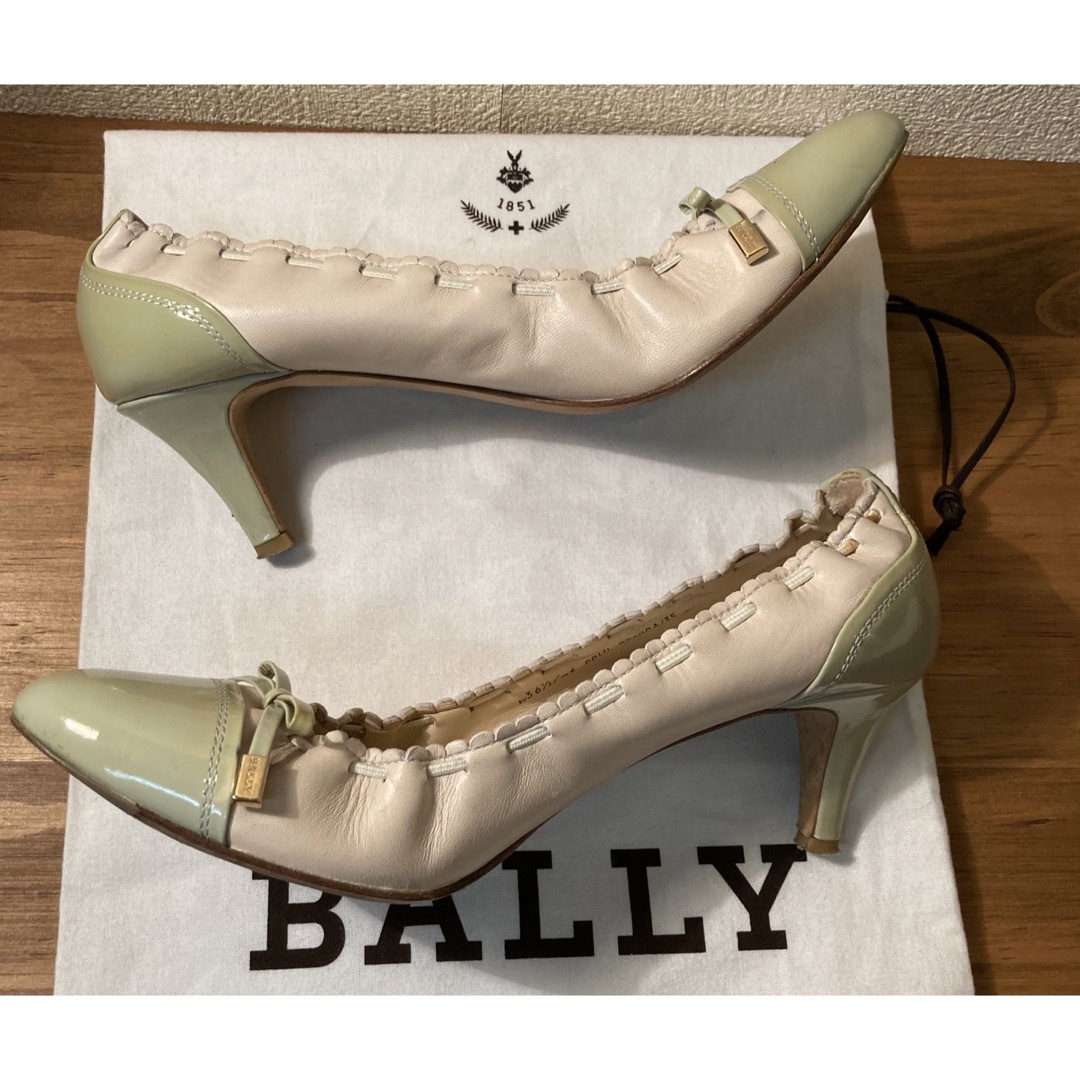 Bally(バリー)のバリー  パンプス  レザー　エナメル レディースの靴/シューズ(ハイヒール/パンプス)の商品写真