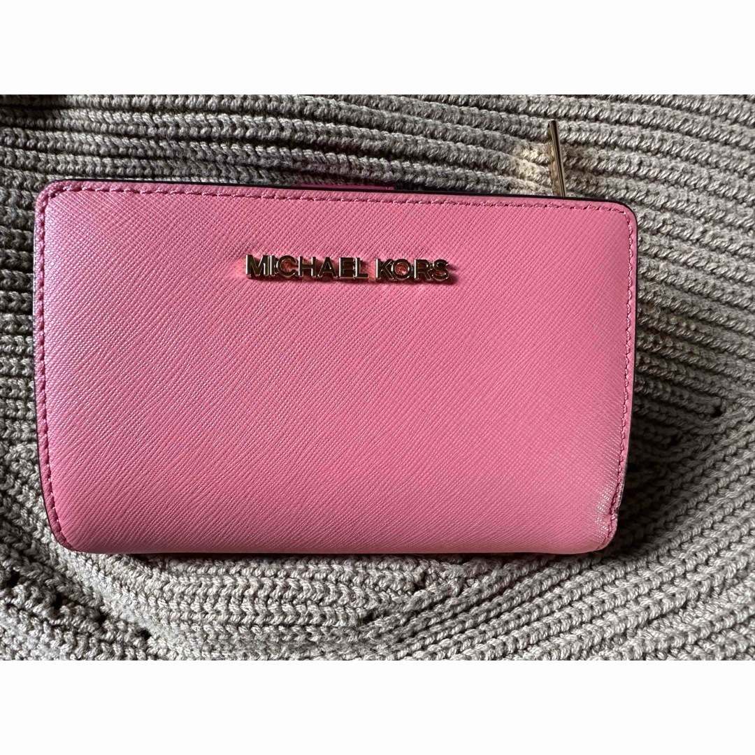 Michael Kors(マイケルコース)のマイケルコース折りたたみ財布 レディースのファッション小物(財布)の商品写真