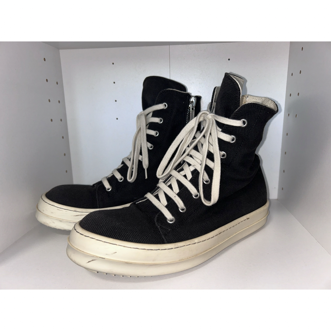 DRKSHDW(ダークシャドウ)のDRKSHDW by Rick Owens スニーカー メンズの靴/シューズ(スニーカー)の商品写真