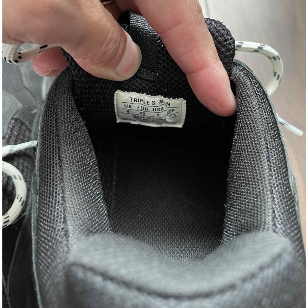 Balenciaga(バレンシアガ)の【正規品】BALENCIAGA TRIPLE S ブラック 42 バレンシアガ  メンズの靴/シューズ(スニーカー)の商品写真