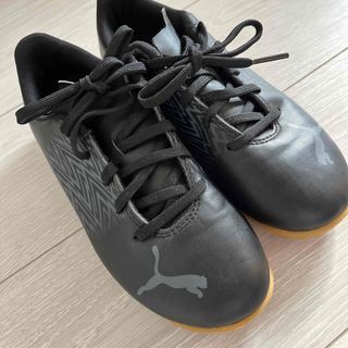 PUMA - PUMA フットサルシューズ　21cm