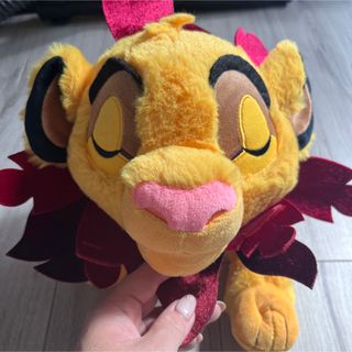 ディズニー(Disney)のタグ付き未使用ライオンキングシンバぬいぐるみバッグ(ぬいぐるみ)