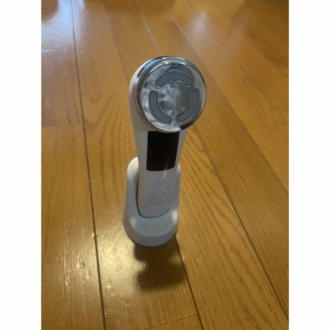 美顔器 スマホ/家電/カメラの美容/健康(フェイスケア/美顔器)の商品写真