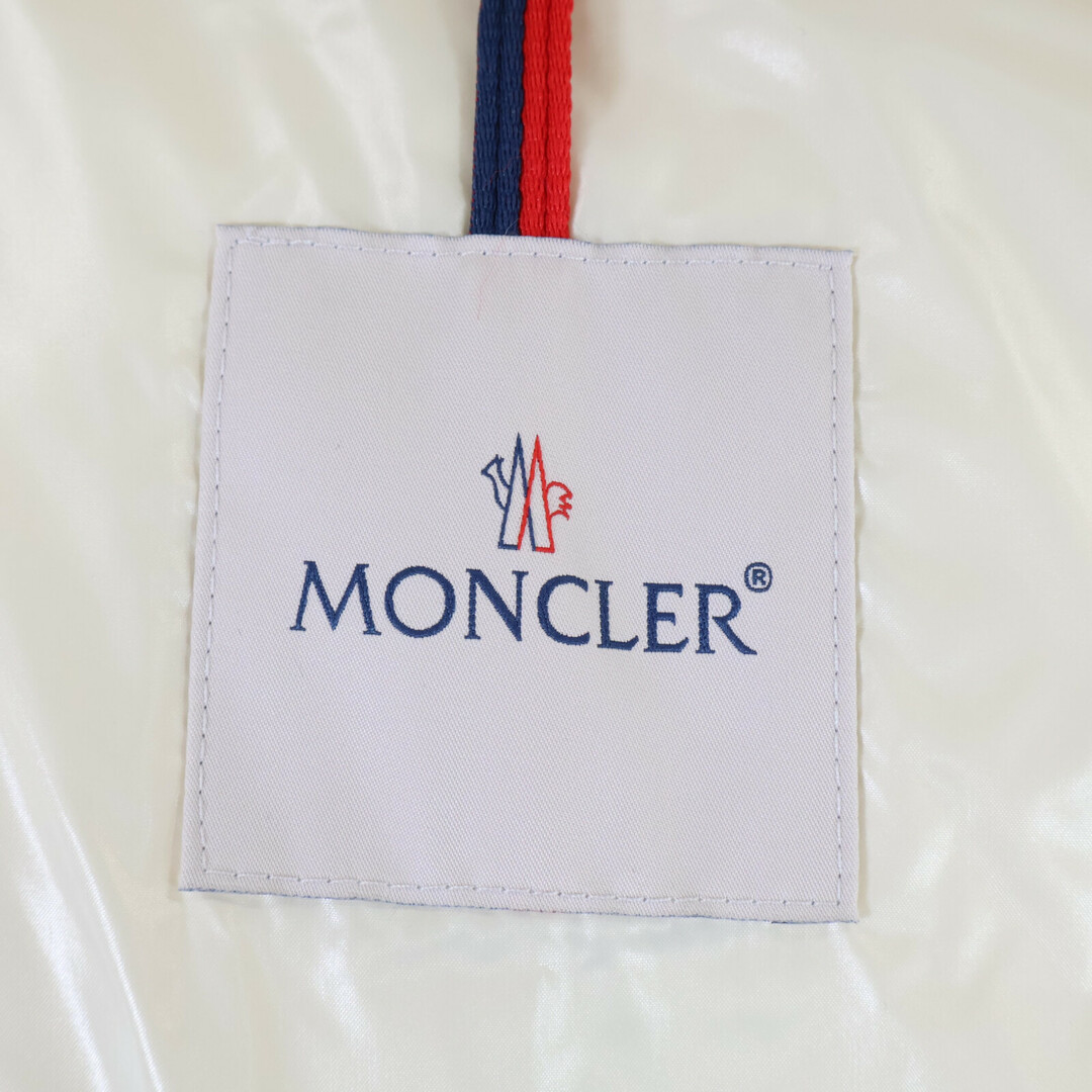 MONCLER(モンクレール)のモンクレール 【美品/国内正規/22年製】LATIFE ファー フーディ ダウン 14（164cm） レディースのジャケット/アウター(ダウンジャケット)の商品写真