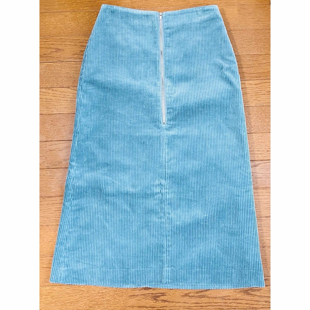 Spick & Span(スピックアンドスパン)の美品コーデュロイグリーンスカート レディースのスカート(ひざ丈スカート)の商品写真