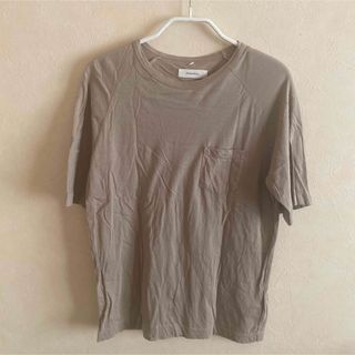 トゥデイフル(TODAYFUL)のtodayful Tシャツ　ベージュ(Tシャツ(半袖/袖なし))