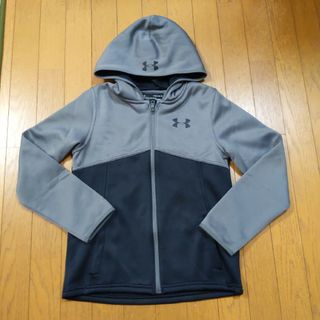 アンダーアーマー(UNDER ARMOUR)のUNDER ARMOUR　150　裏起毛ジップアップパーカー　トレーナー(ジャケット/上着)