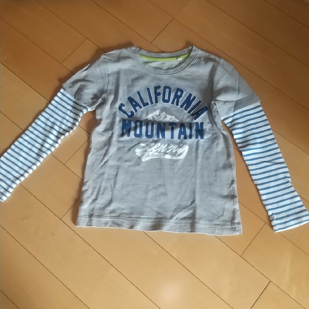 ロンT サイズ140 キッズ/ベビー/マタニティのキッズ服男の子用(90cm~)(Tシャツ/カットソー)の商品写真