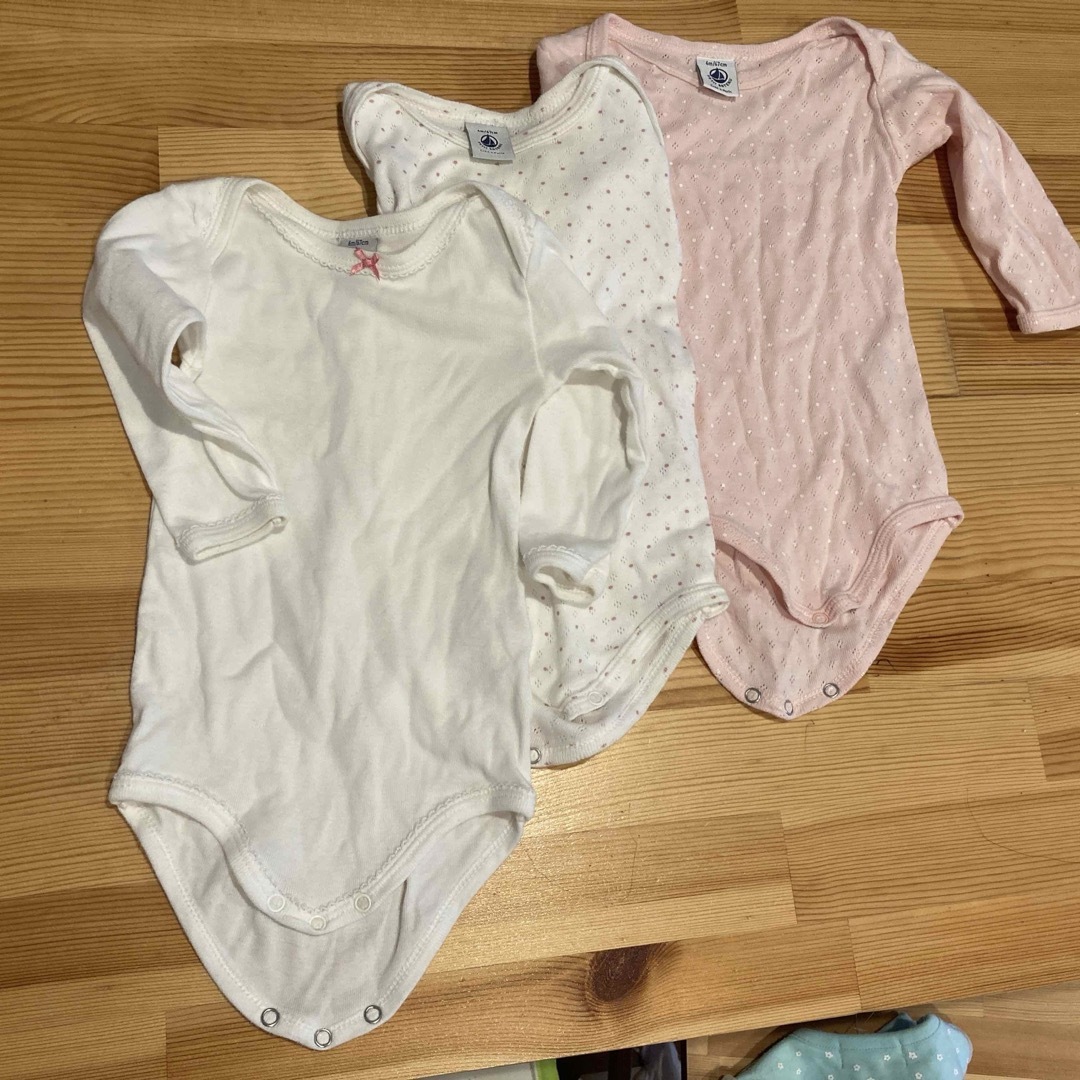 PETIT BATEAU(プチバトー)のプチバトー　ロンパース　3枚セット キッズ/ベビー/マタニティのベビー服(~85cm)(ロンパース)の商品写真