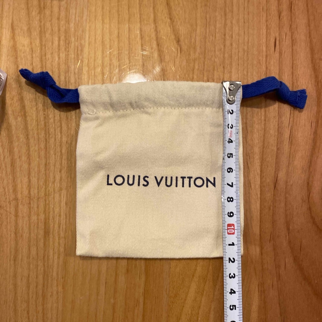LOUIS VUITTON(ルイヴィトン)のルイヴィトン 巾着 レディースのファッション小物(ポーチ)の商品写真