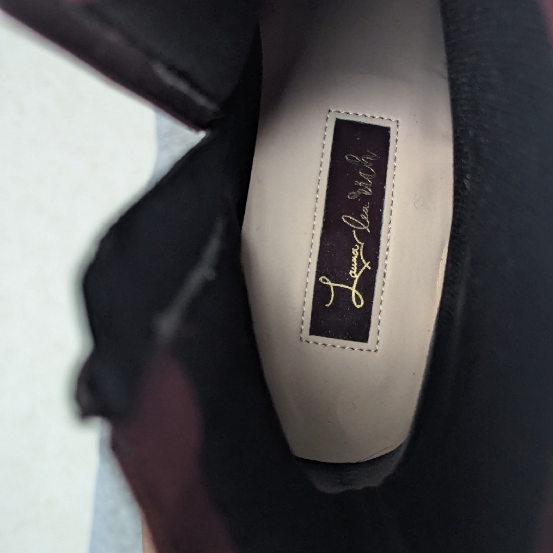 Launa Lea(ラウナレア)のラウナレア　ポインテッドショートブーツ（ボルドー） レディースの靴/シューズ(ブーツ)の商品写真