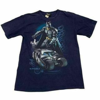 THE DARK KNIGHT バットマン バットモービル Tシャツ(Tシャツ/カットソー(半袖/袖なし))