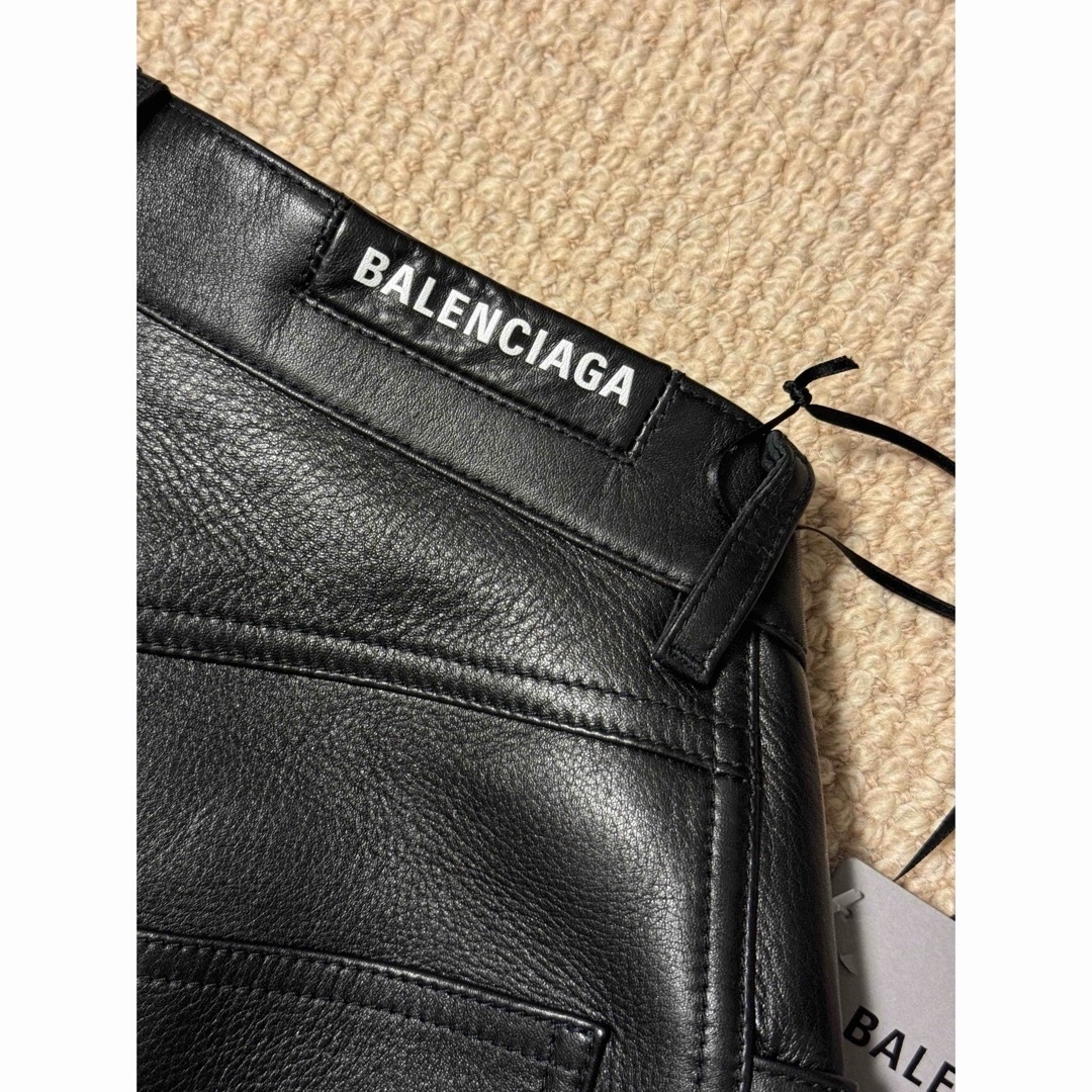 BALENCIAGA - 新品未使用☆バレンシアガ レザーパンツ 36 黒の BALENCIAGA - 新品未使用☆バレンシアガ レザーパンツ 36 黒の
