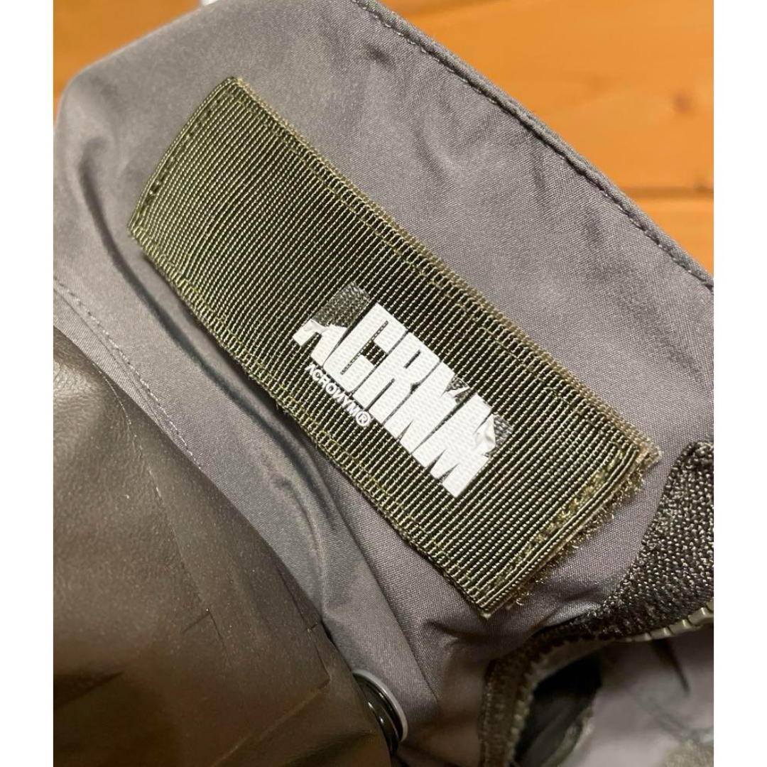 ACRONYM/J1W-GTPL/アクロニウム　グレー メンズのジャケット/アウター(マウンテンパーカー)の商品写真