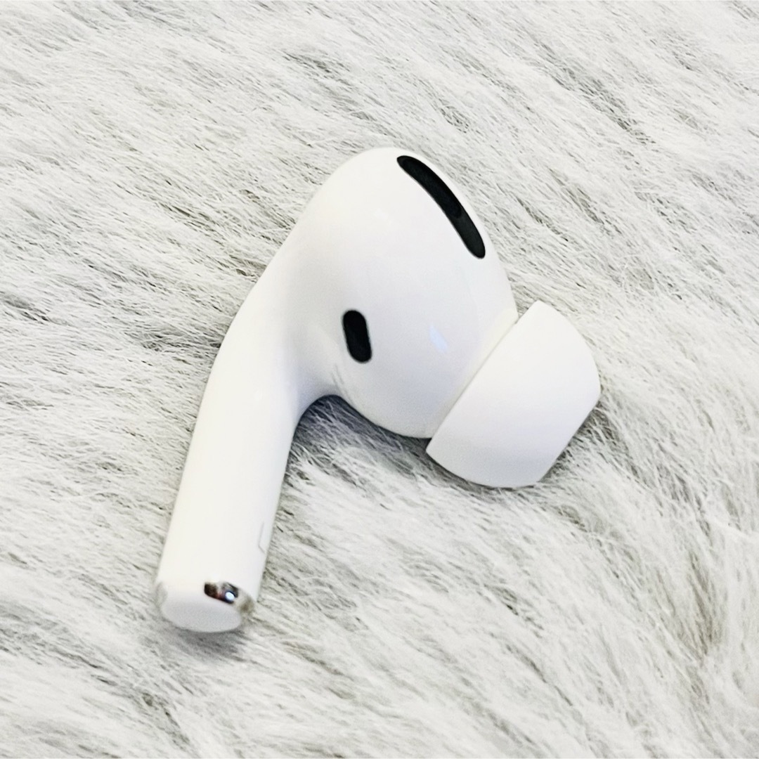 Apple(アップル)の【良品】AirPods Pro 第一世代 左耳のみ スマホ/家電/カメラのオーディオ機器(ヘッドフォン/イヤフォン)の商品写真