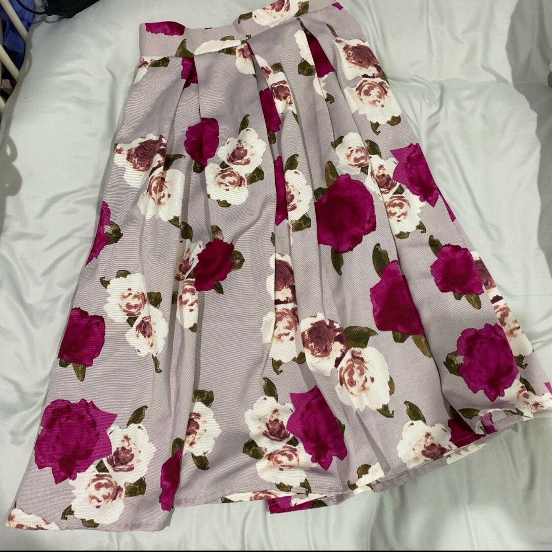 GRL(グレイル)のグレイル♡グログラン花柄フレアスカートセット売り　ピンク　ネイビー　M レディースのスカート(ひざ丈スカート)の商品写真