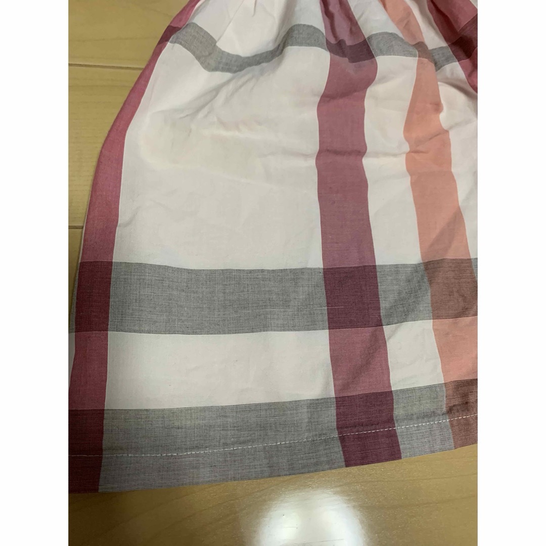 BURBERRY(バーバリー)のバーバリー　スカート　120 130 キッズ/ベビー/マタニティのキッズ服女の子用(90cm~)(スカート)の商品写真