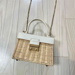 ZARA - ☆ZARA ザラ☆未使用タグ付き かごバッグ 編み上げ 籠 2wayの ZARA - ☆ZARA ザラ☆未使用タグ付き かごバッグ 編み上げ 籠 2wayの