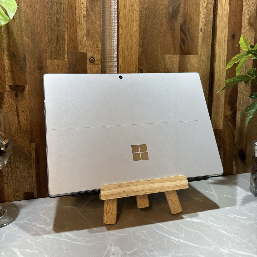 Microsoft(マイクロソフト)の【美品】Surface Pro 6☘i5第8世代☘メモリ8GB/SSD256GB スマホ/家電/カメラのPC/タブレット(ノートPC)の商品写真