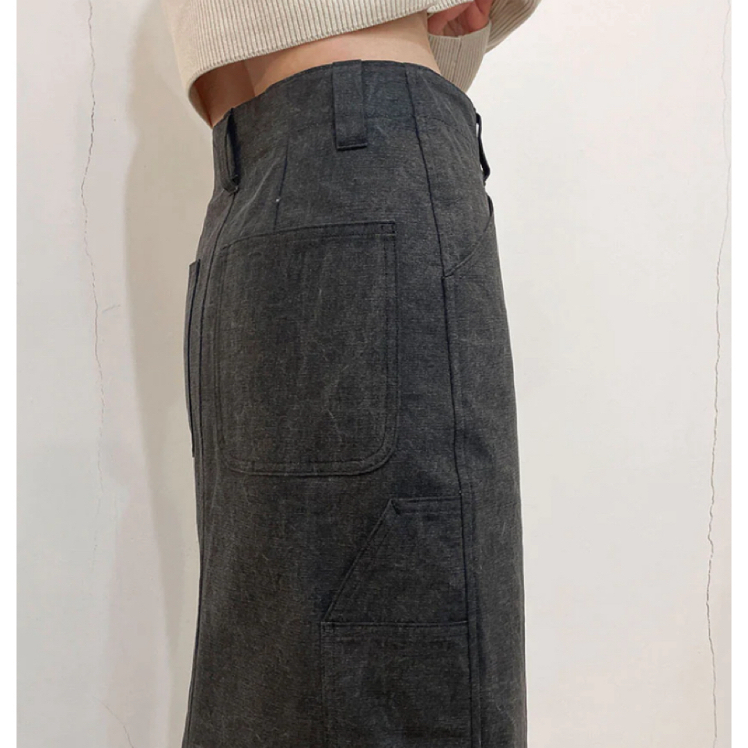 AURALEE(オーラリー)のAURALEE WASHED HARDTWIST CANVAS SKIRT レディースのスカート(ロングスカート)の商品写真