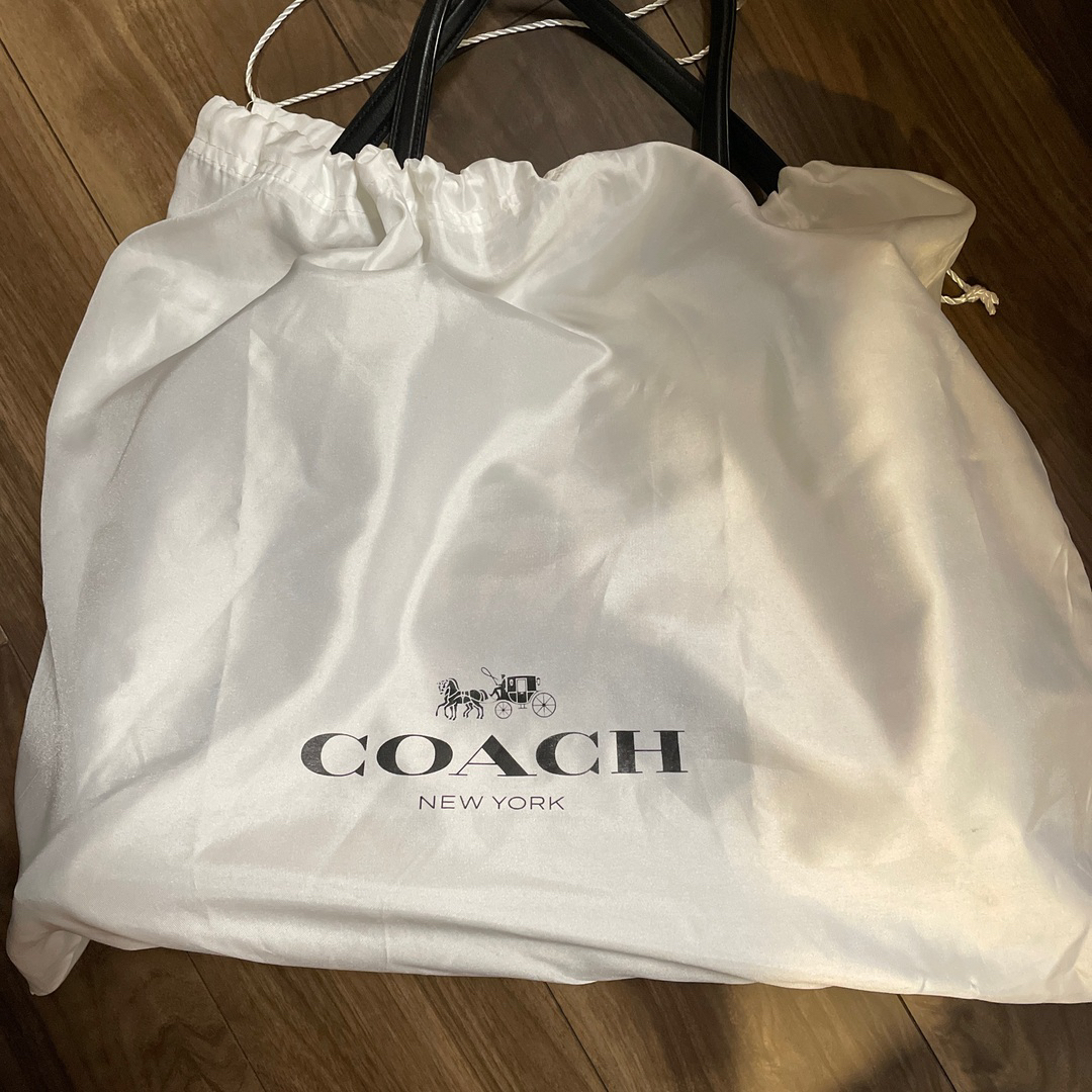 COACH(コーチ)のCOACH コーチ x ジャン＝ミシェル・バスキア コレクション レディースのバッグ(ショルダーバッグ)の商品写真