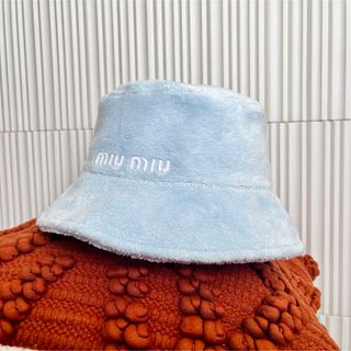 ミュウミュウ(miumiu)のMIU MIU 23SS 国内正規 terry バケット(ハット)