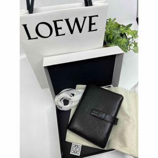 ロエベ(LOEWE)の【美品】LOEWE ロエベ バーティカル ミディアム ウォレット ブラック(折り財布)