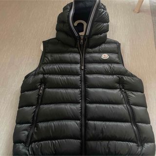MONCLER - 【美品】MONCLER TARNAC ダウン ベスト サイズ2 グレーの MONCLER - 【美品】MONCLER TARNAC ダウン ベスト サイズ2 グレーの