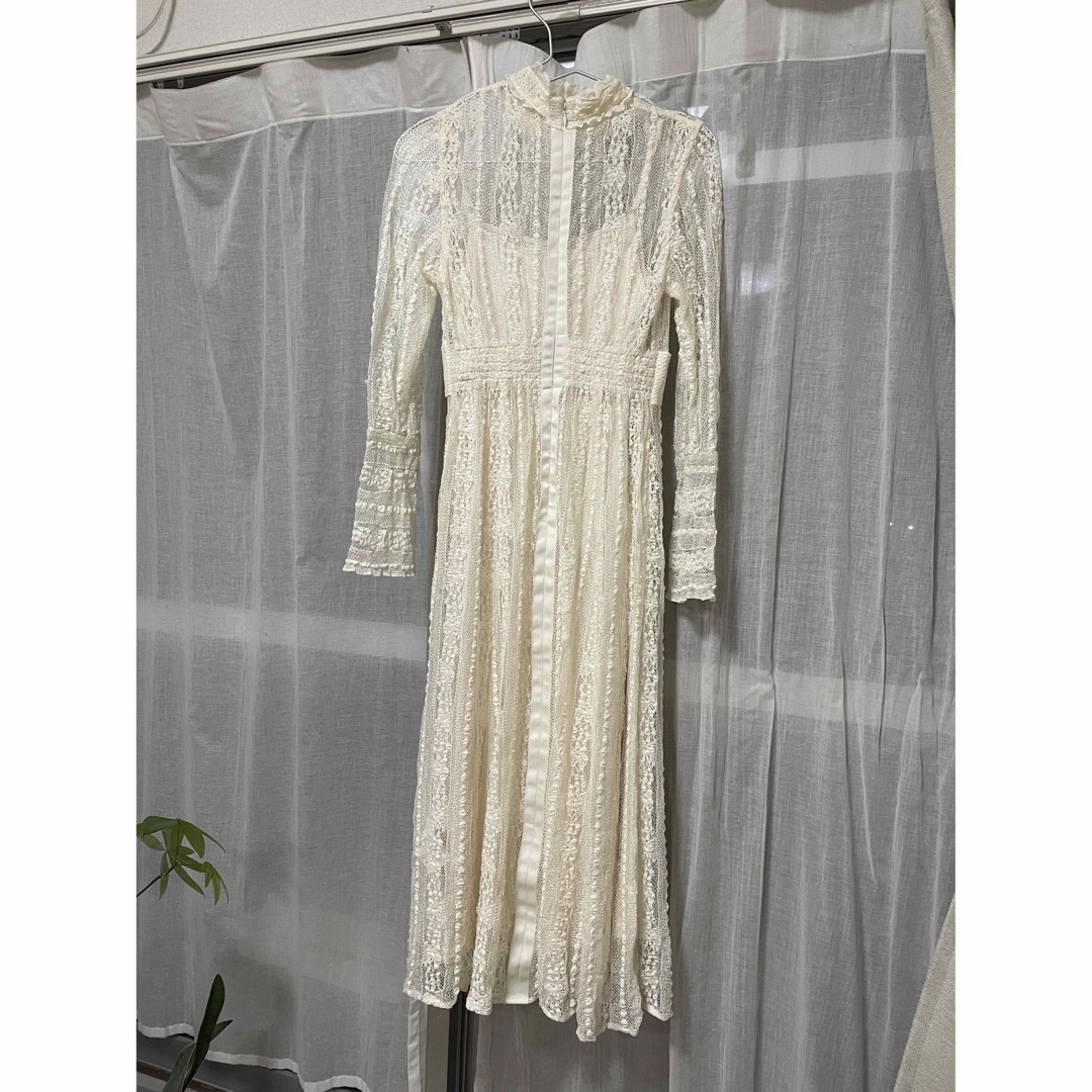 Ameri VINTAGE(アメリヴィンテージ)のAmeri VINTAGE  VINTAGE LIKE LACE DRESS  レディースのワンピース(ロングワンピース/マキシワンピース)の商品写真