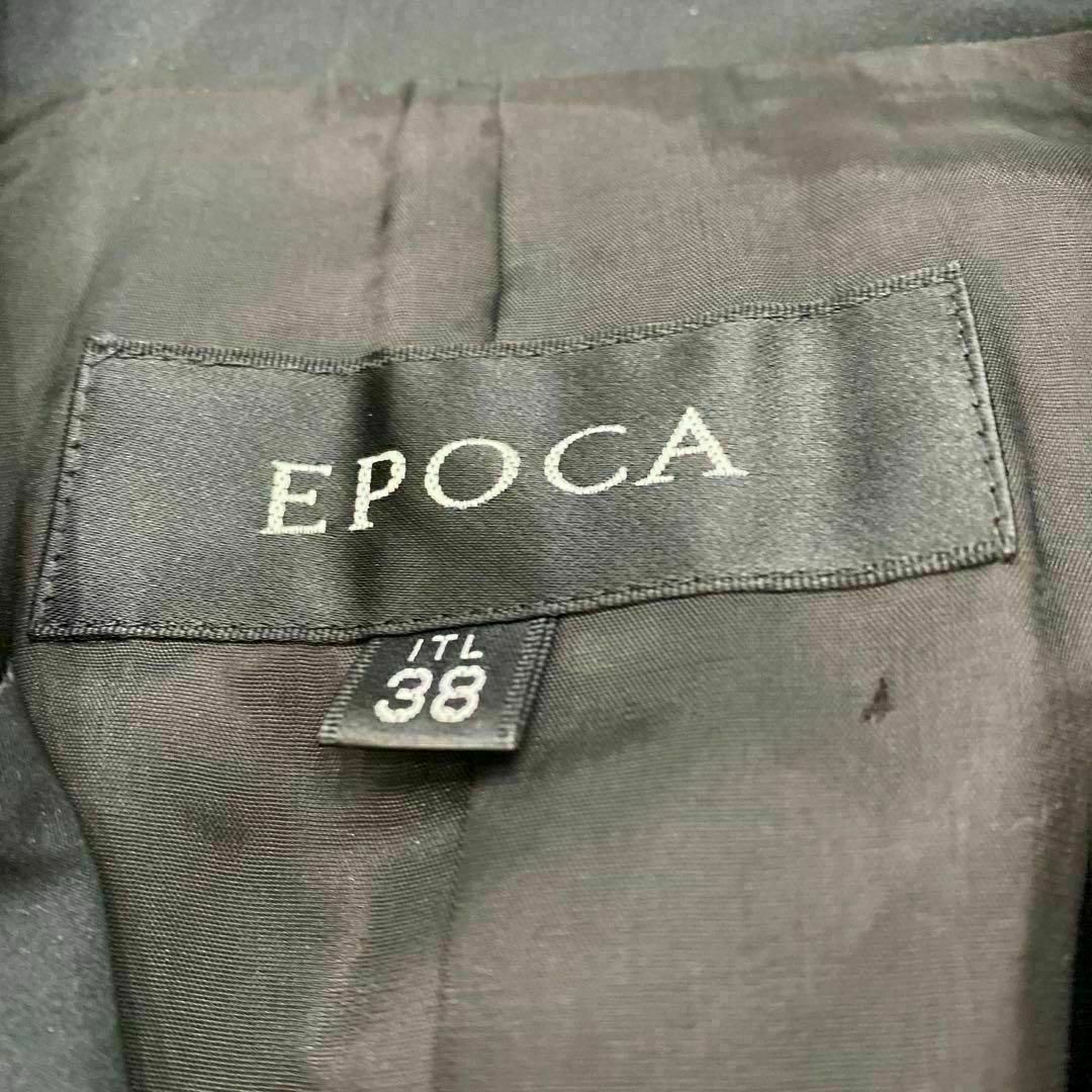 EPOCA(エポカ)のエポカ☆バックリボン付背面ぺプラムテーラードショートジャケット 光沢 黒 38 レディースのジャケット/アウター(テーラードジャケット)の商品写真