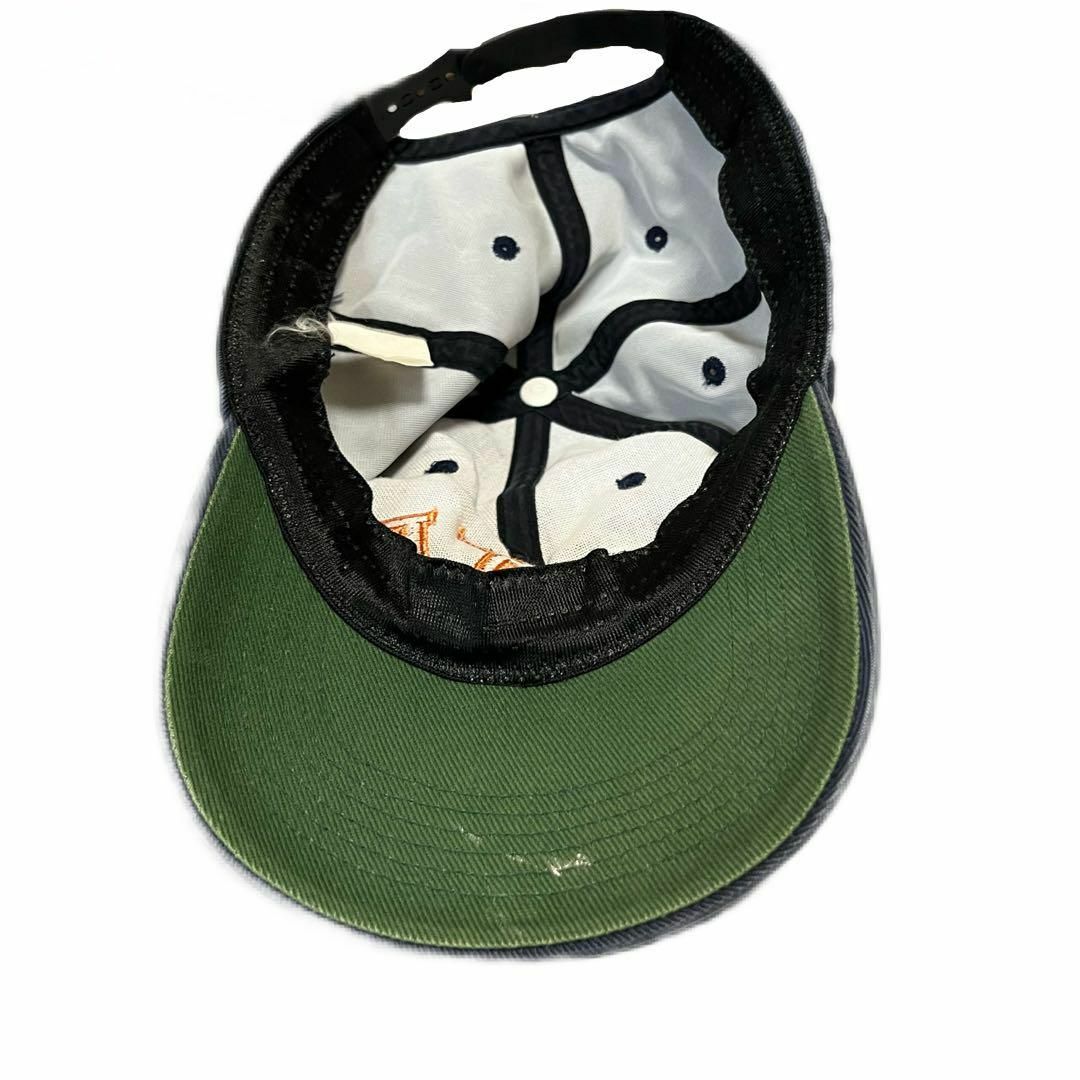 NIKE(ナイキ)の希少モデル 90s アーチロゴ NIKE  キャップ 帽子　ナス紺　y2k メンズの帽子(キャップ)の商品写真