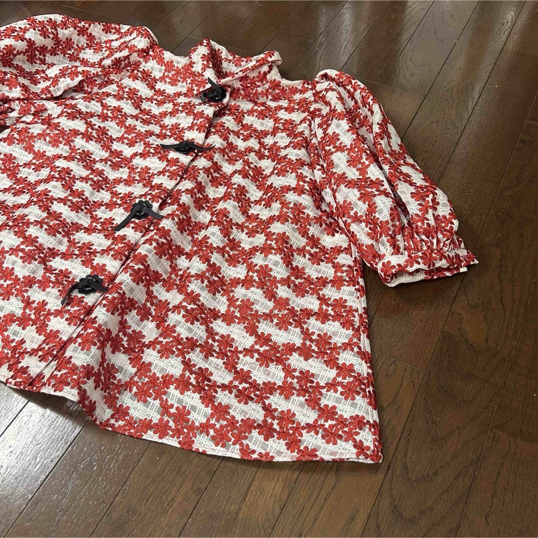 SIIILON(シーロン)の極美品 SIIILON シーロンThe romantic blouse ブラウス レディースのジャケット/アウター(その他)の商品写真