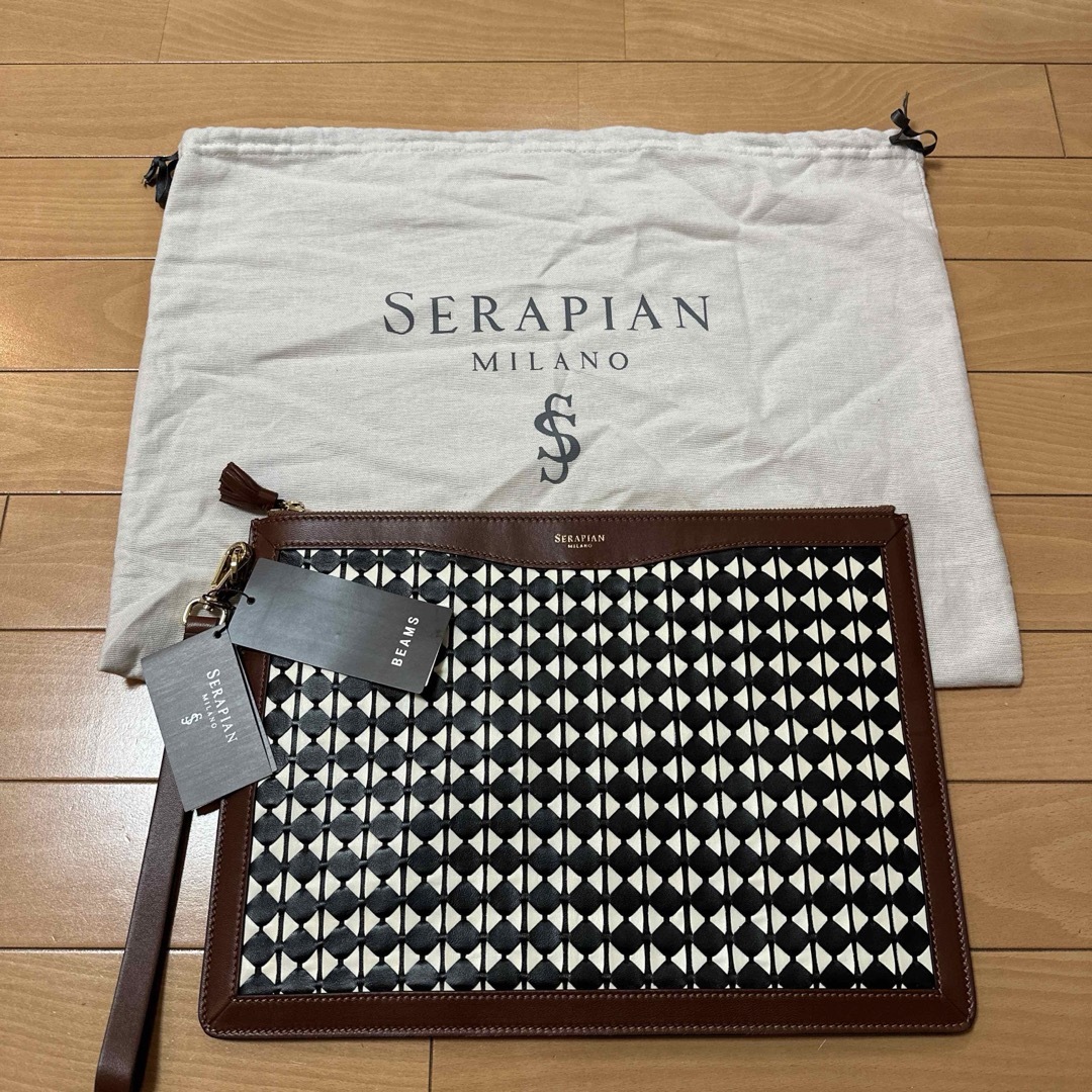 SERAPIAN(セラピアン)の新品　SERAPIANセラピアン　レザークラッチバッグ　ビームス別注　イタリア製 メンズのバッグ(セカンドバッグ/クラッチバッグ)の商品写真