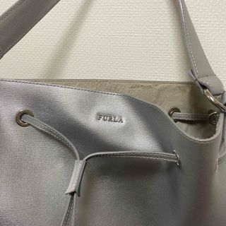 フルラ(Furla)のフルラ　furla ショルダー　シルバー　春色(ショルダーバッグ)