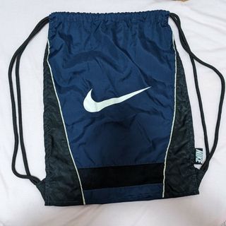 ナイキ(NIKE)のナイキ　ナップサック　ネイビー(バッグパック/リュック)