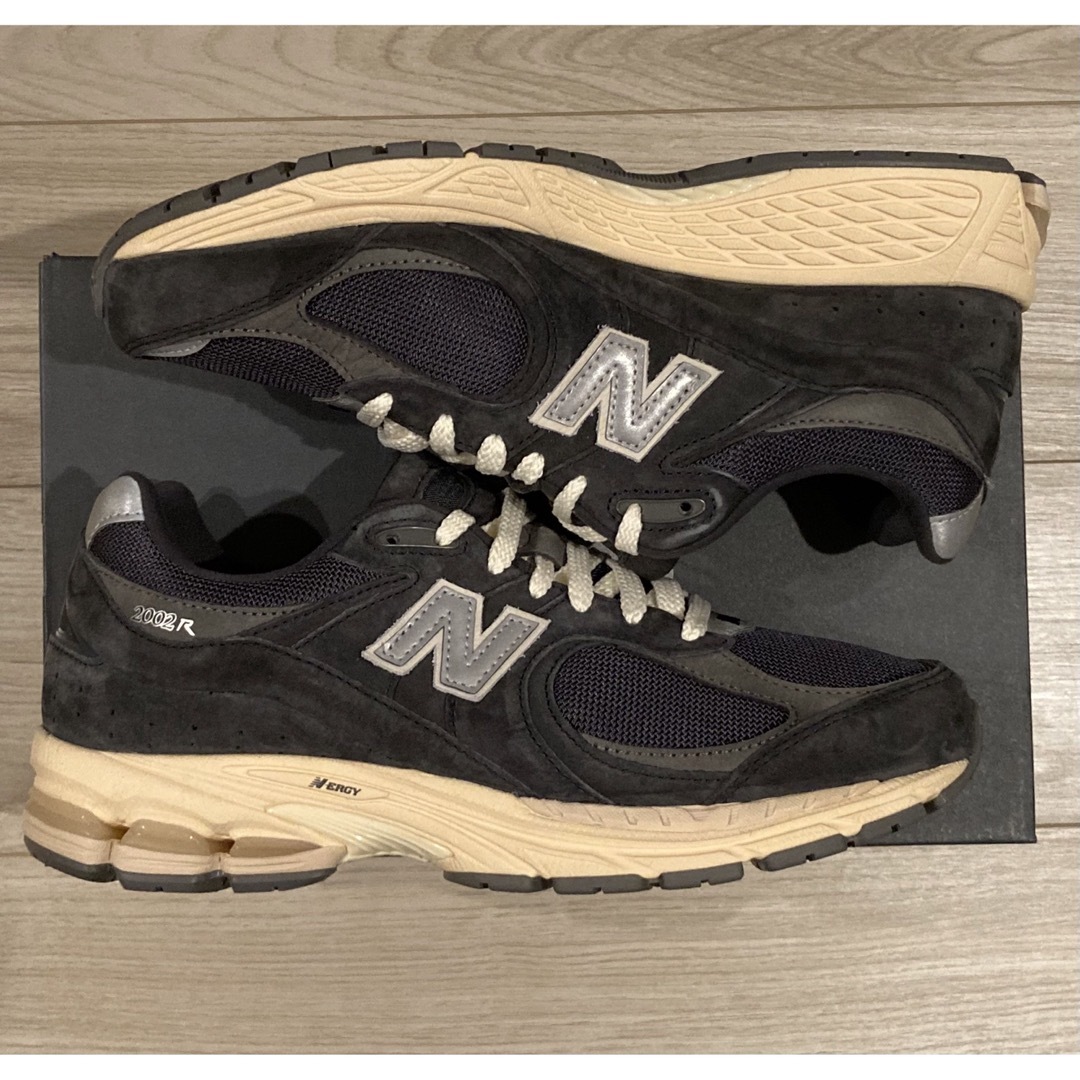 New Balance(ニューバランス)の【新品未使用】New Balance M2002RHO 27.5cm メンズの靴/シューズ(スニーカー)の商品写真