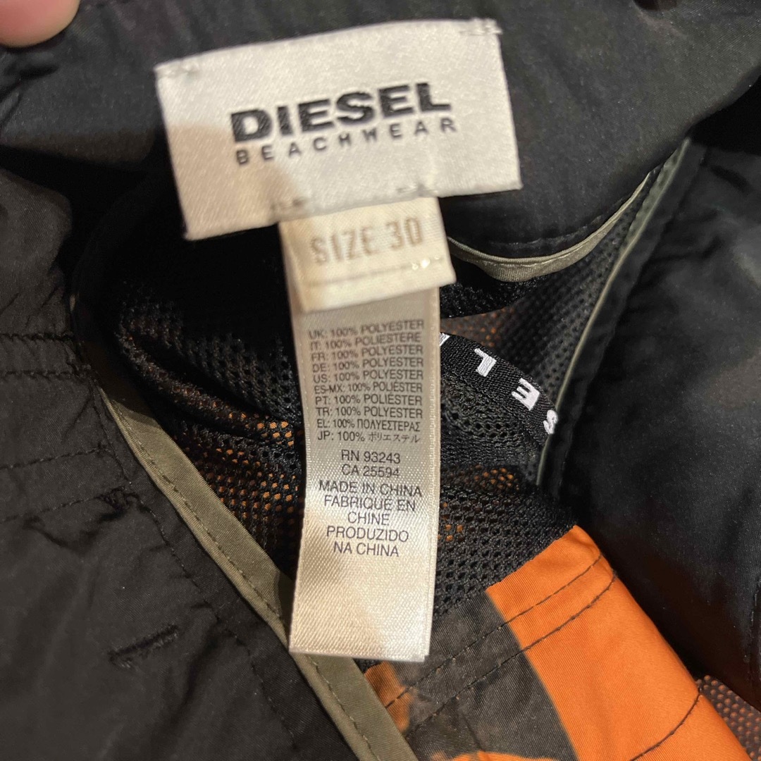 diesel ディーゼル　海水パンツ　メンズ メンズのパンツ(デニム/ジーンズ)の商品写真