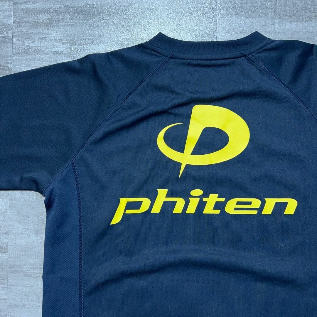 美品 Phiten ファイテン ネイビー×イエロー Tシャツバレー M スポーツ/アウトドアのスポーツ/アウトドア その他(バレーボール)の商品写真