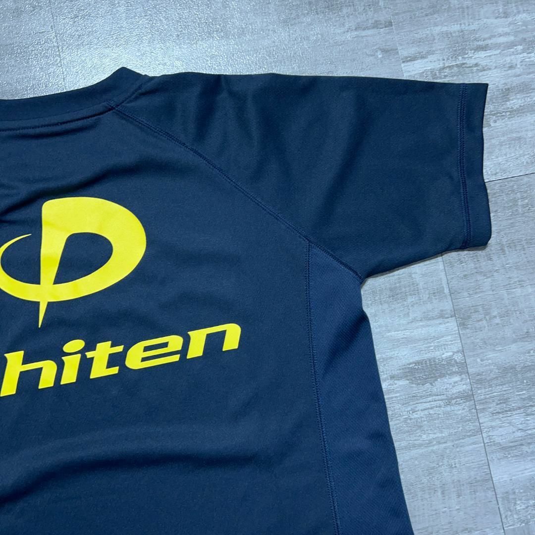 美品 Phiten ファイテン ネイビー×イエロー Tシャツバレー M スポーツ/アウトドアのスポーツ/アウトドア その他(バレーボール)の商品写真